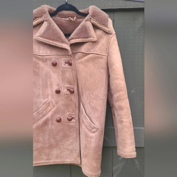 Vintage Shearling Jacket - Picture 11 of 14